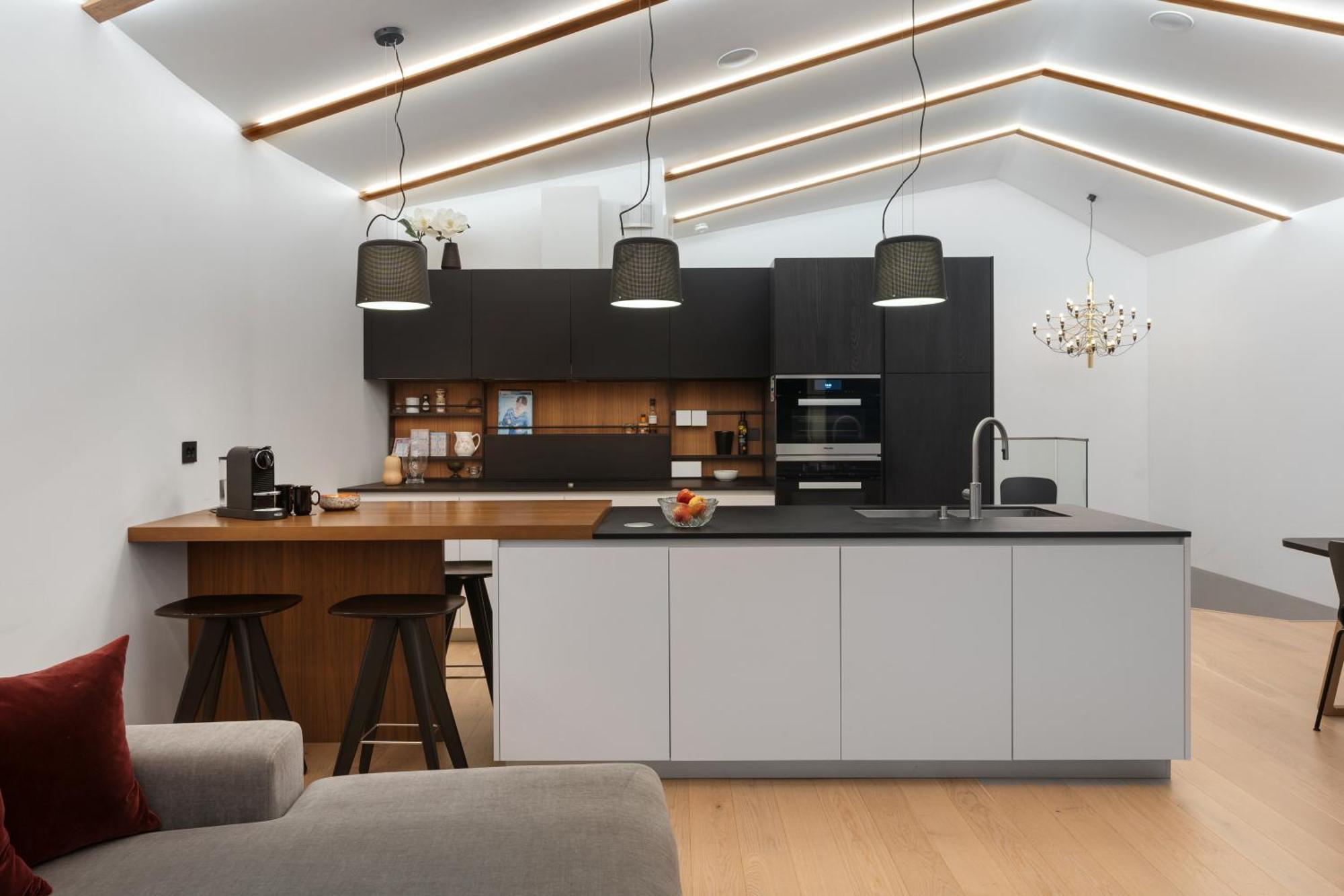 Enter Luxury Вилла