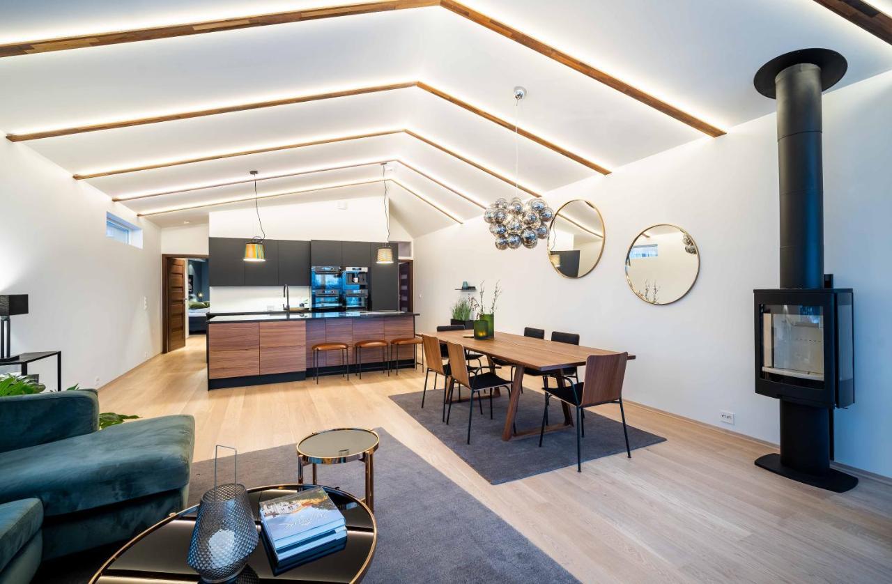 Enter Luxury Вилла *